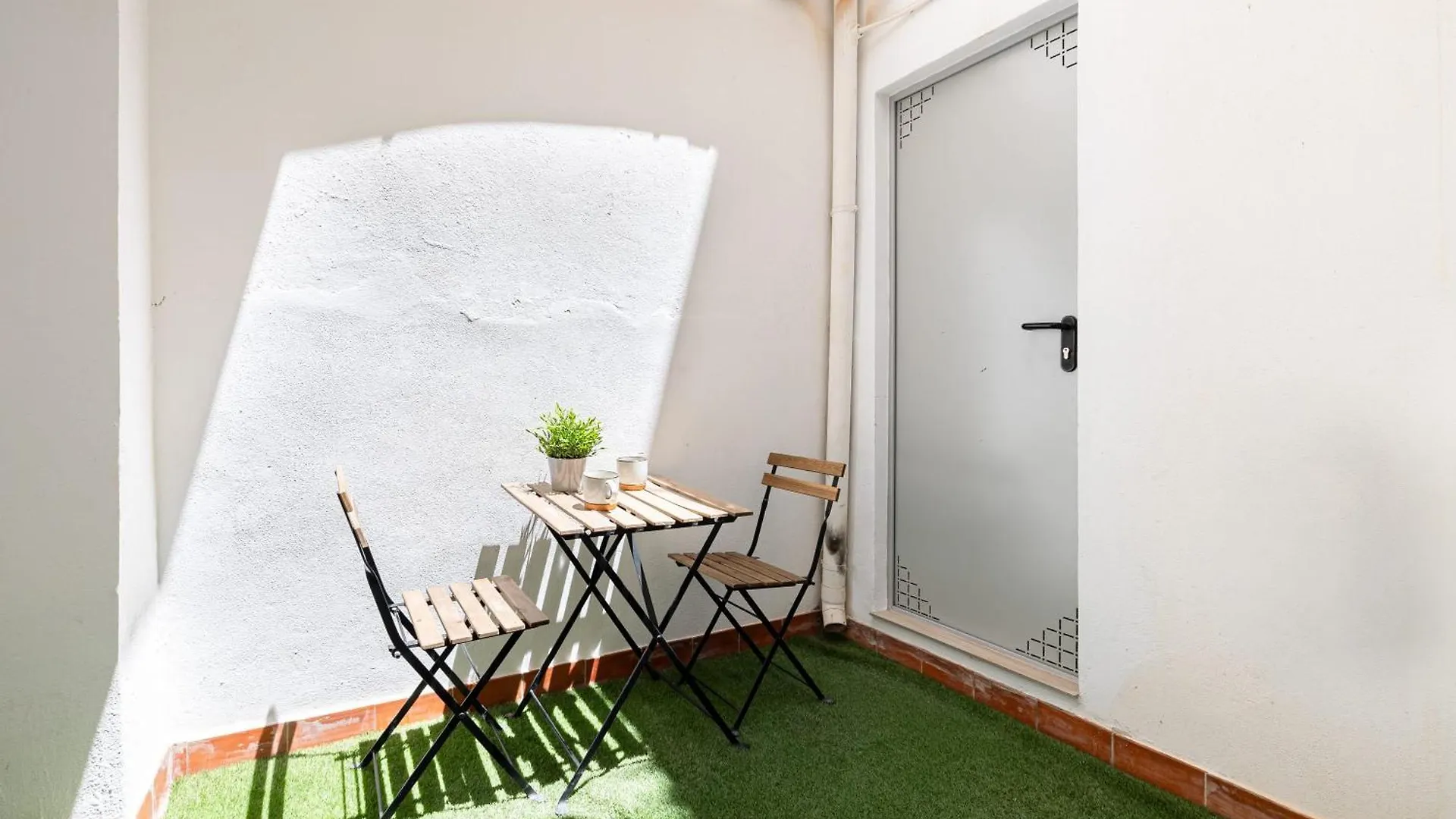 Cozy Apartment In The Heart Of Malaga