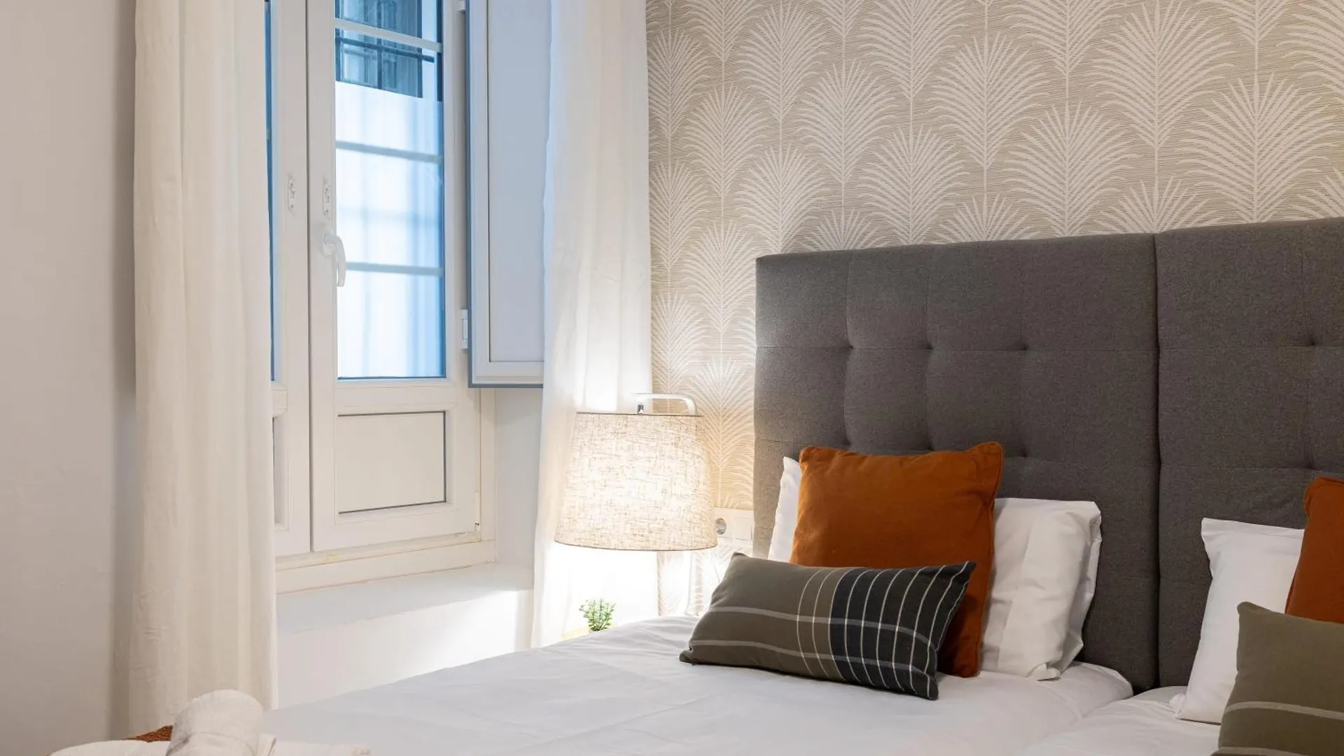 Cozy Apartment In The Heart Of Malaga Spain